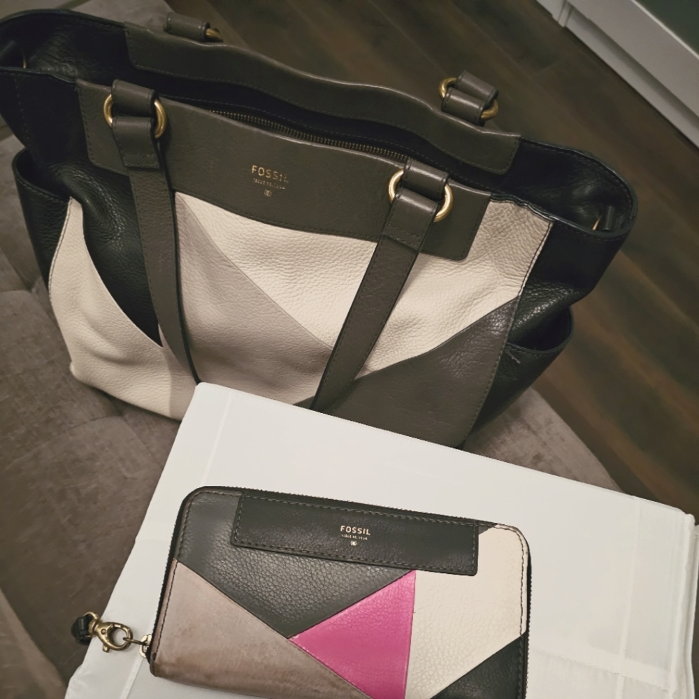Fossil Handbag - Picture 6 of 7